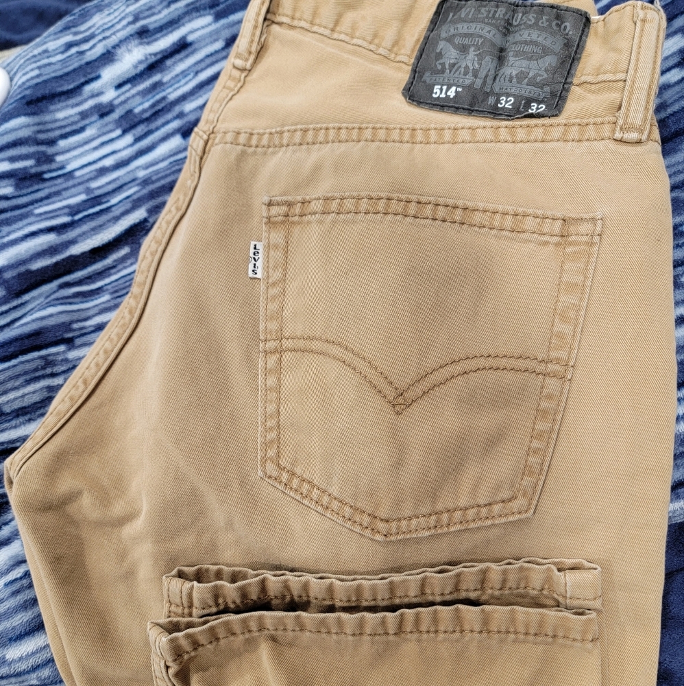 Levi's